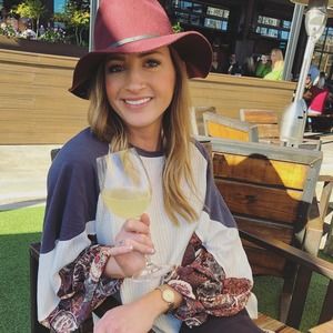 Meet your Posher, Liz